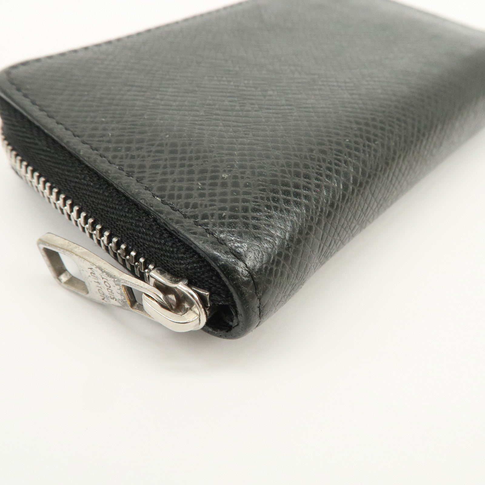 Louis Vuitton Taiga Zippy Coin Purse Coin Case Ardoise M32832