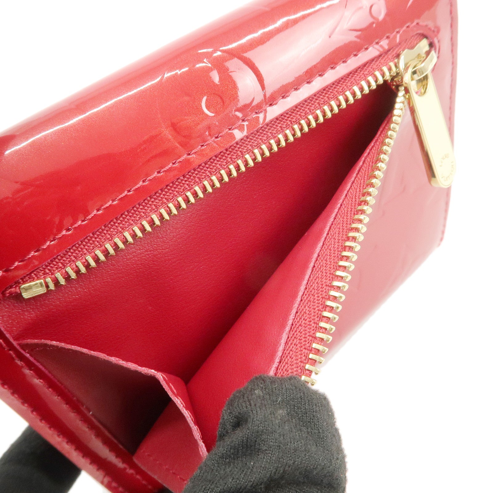 Louis Vuitton Monogram Vernis Portefeuille Koala Wallet Red M91979