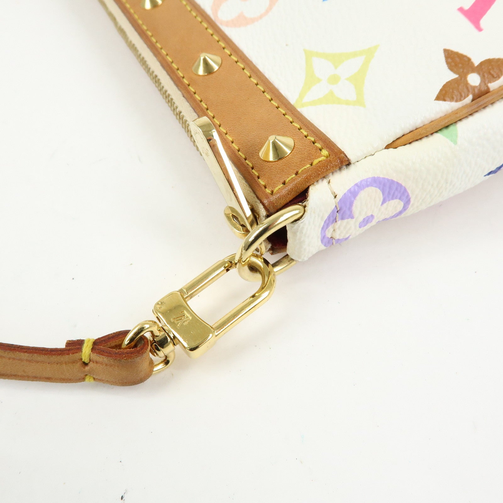 Louis Vuitton Monogram Multicolor Pochette Accessoires Blanc M92649