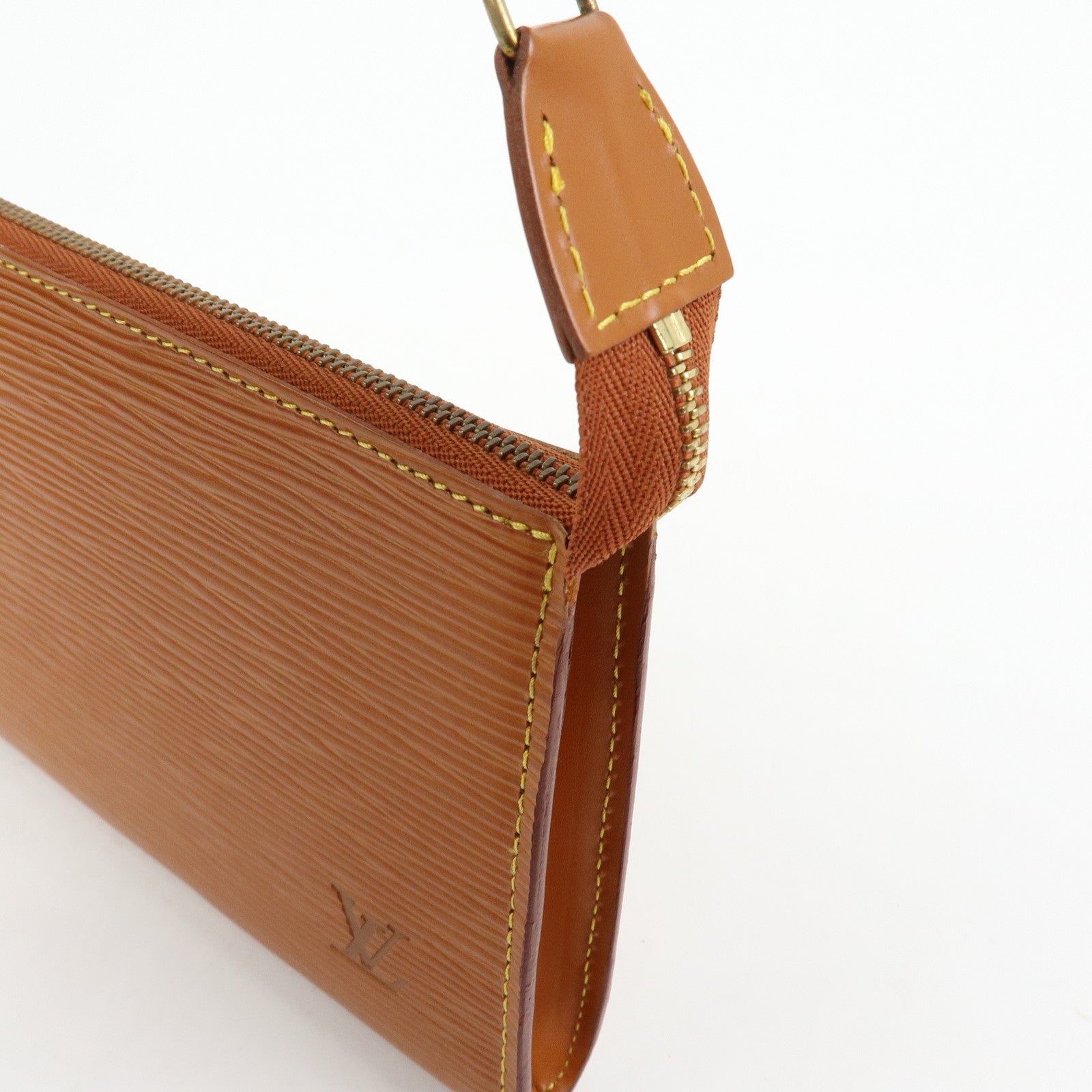Louis Vuitton Epi Pochette Accessoires Pouch Zipang Gold M52948
