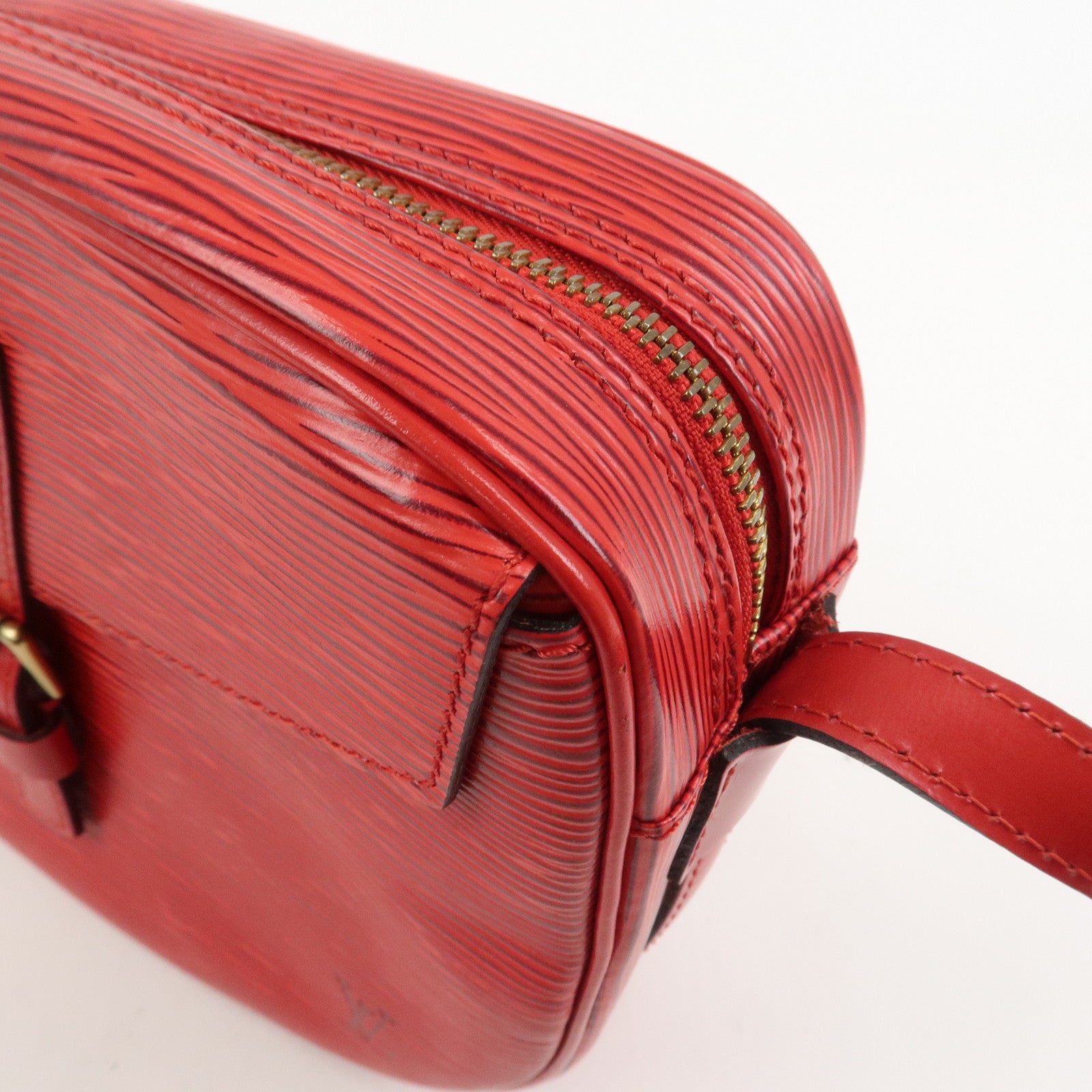 Louis Vuitton Epi Jeune Fille Shoulder Bag Castilian Red M52157