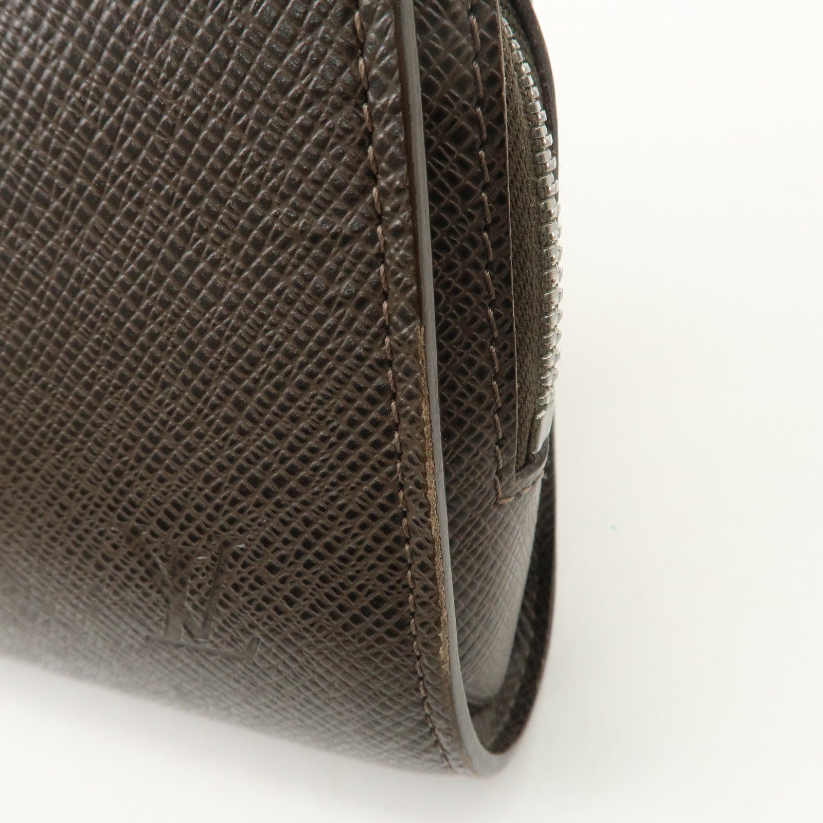 Louis Vuitton Taiga Baikal Clutch Bag Hand Bag Akajou M30186 Used
