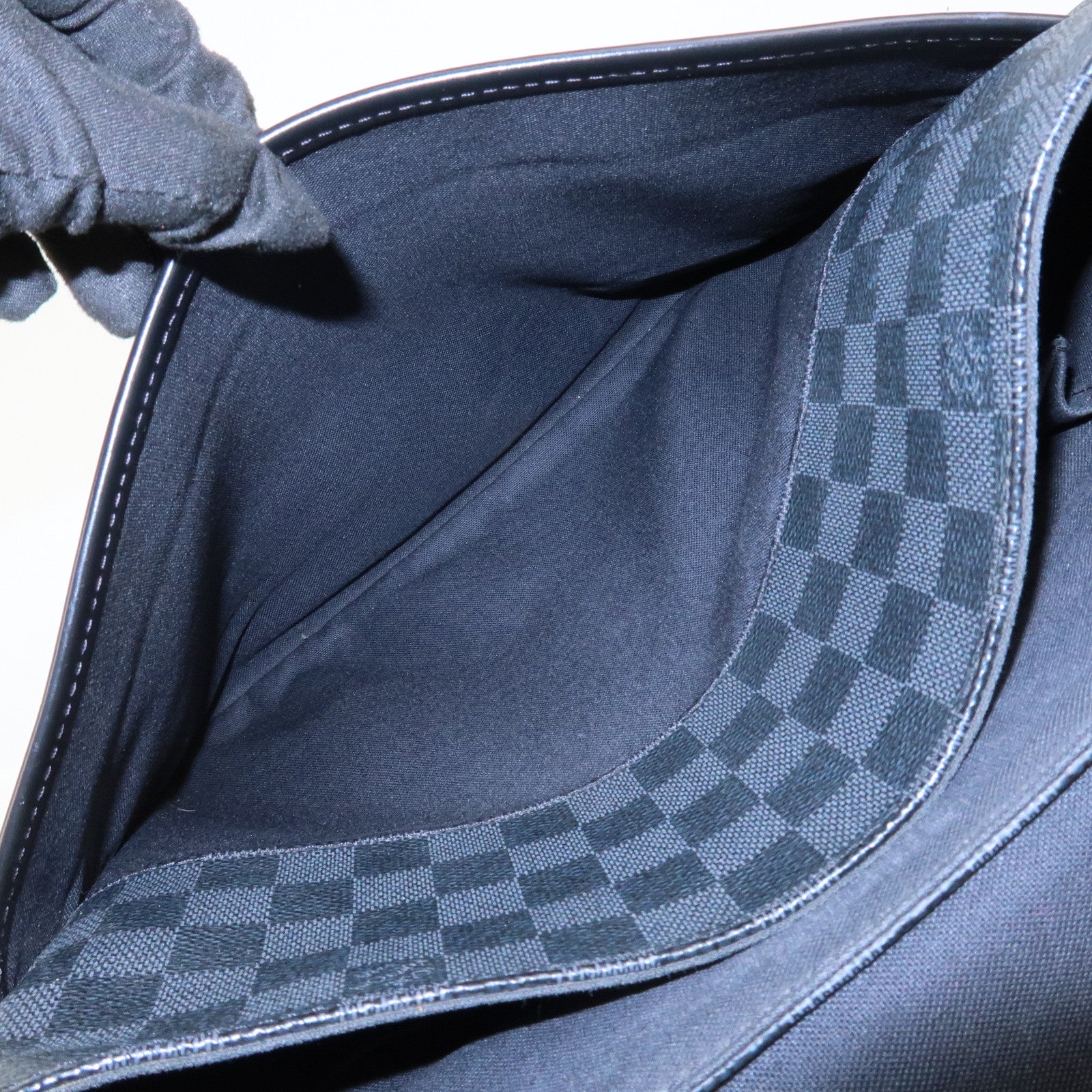 Louis Vuitton Damier Graphite Daniel MM Shoulder Bag N58029