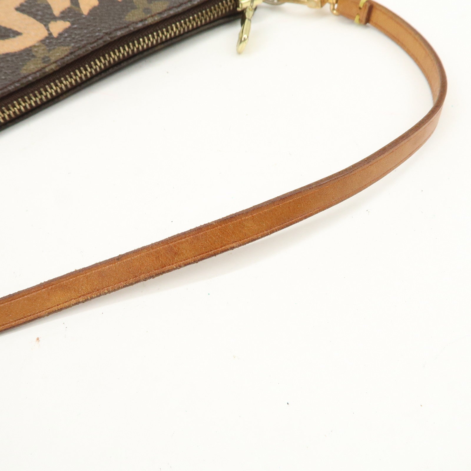 Louis Vuitton Monogram Graffiti Pochette Accessoires Peach M92193