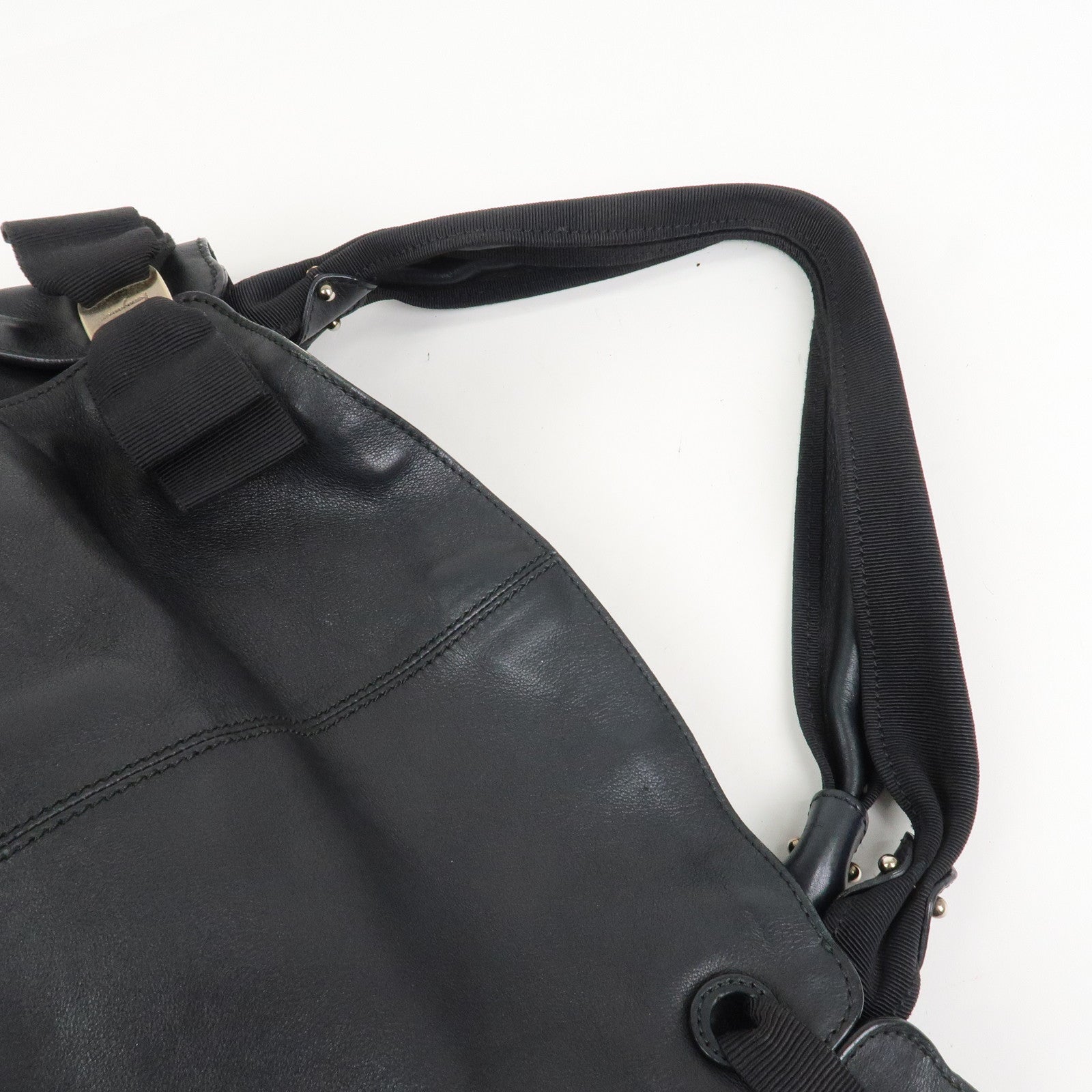 Ferragamo Vara Ribbon Leather Hand bag Shoulder Bag Black