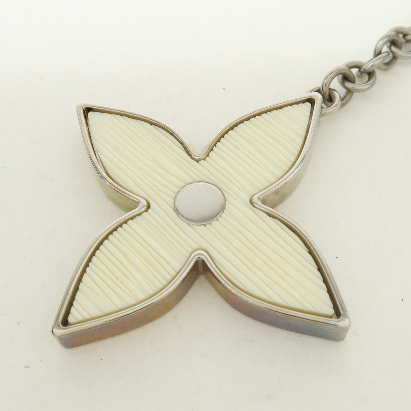 Louis Vuitton Bijoux Sac Fleur de Epi Bag Metal Charm White M65085