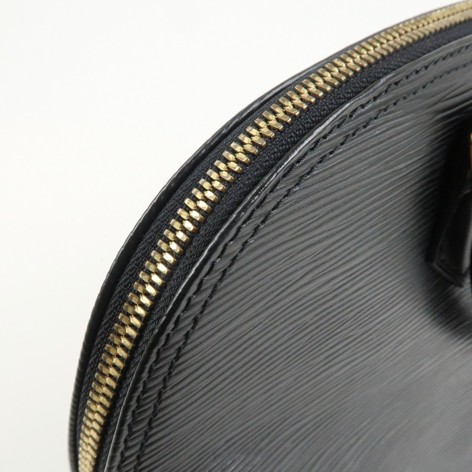 Louis Vuitton Epi Leather Alma PM Hand Bag Noir Black M52142