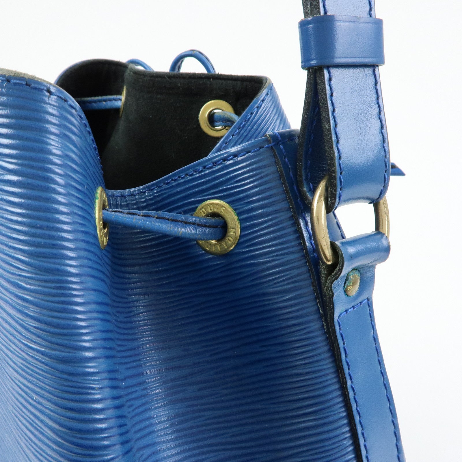 Louis Vuitton Epi Leather Petit Noe Shoulder Bag Toledo Blue M44105