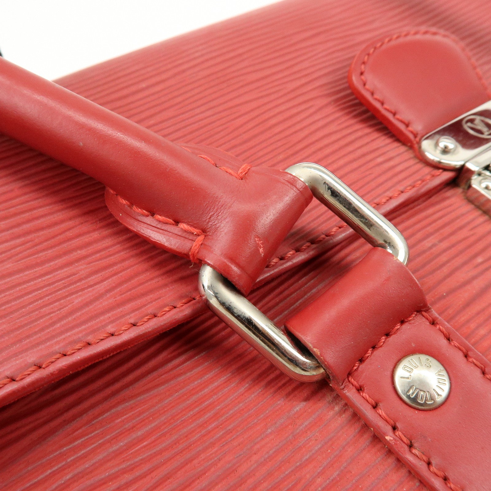 Louis Vuitton Epi Leather Segur PM Hand Bag Rouge M5882E