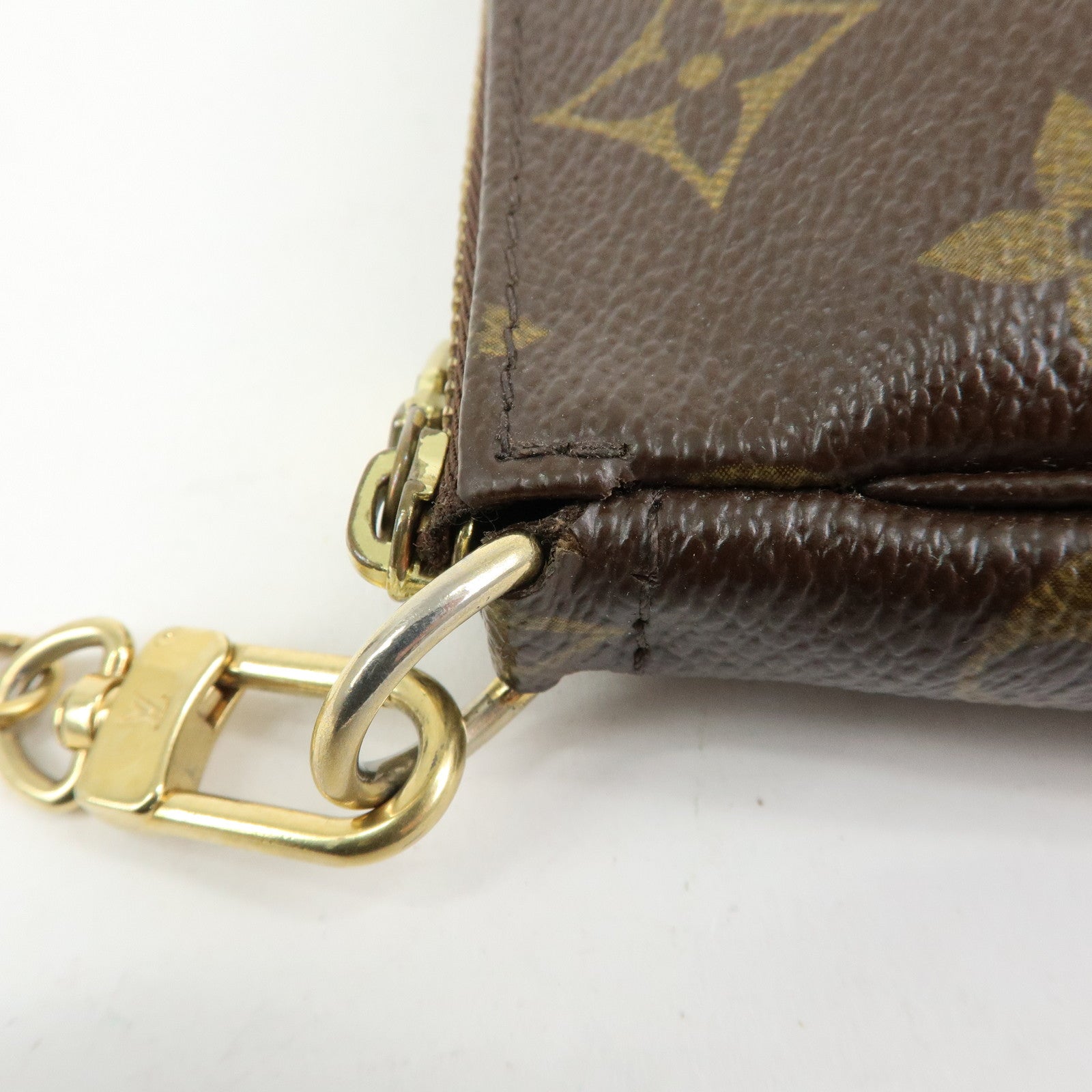 Louis Vuitton Monogram Mini Pochette Accessoires Hand Bag M58009
