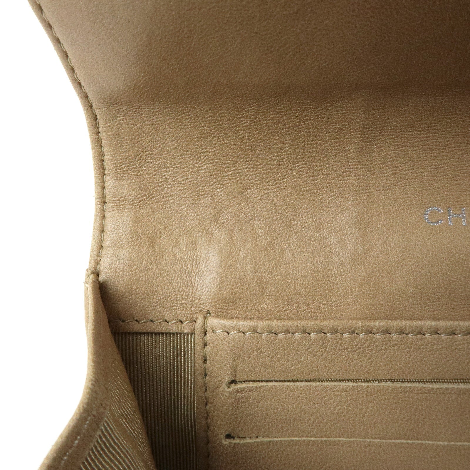 CHANEL Icon Line Unborn Calf Leather Patchwork Compact Wallet Beige