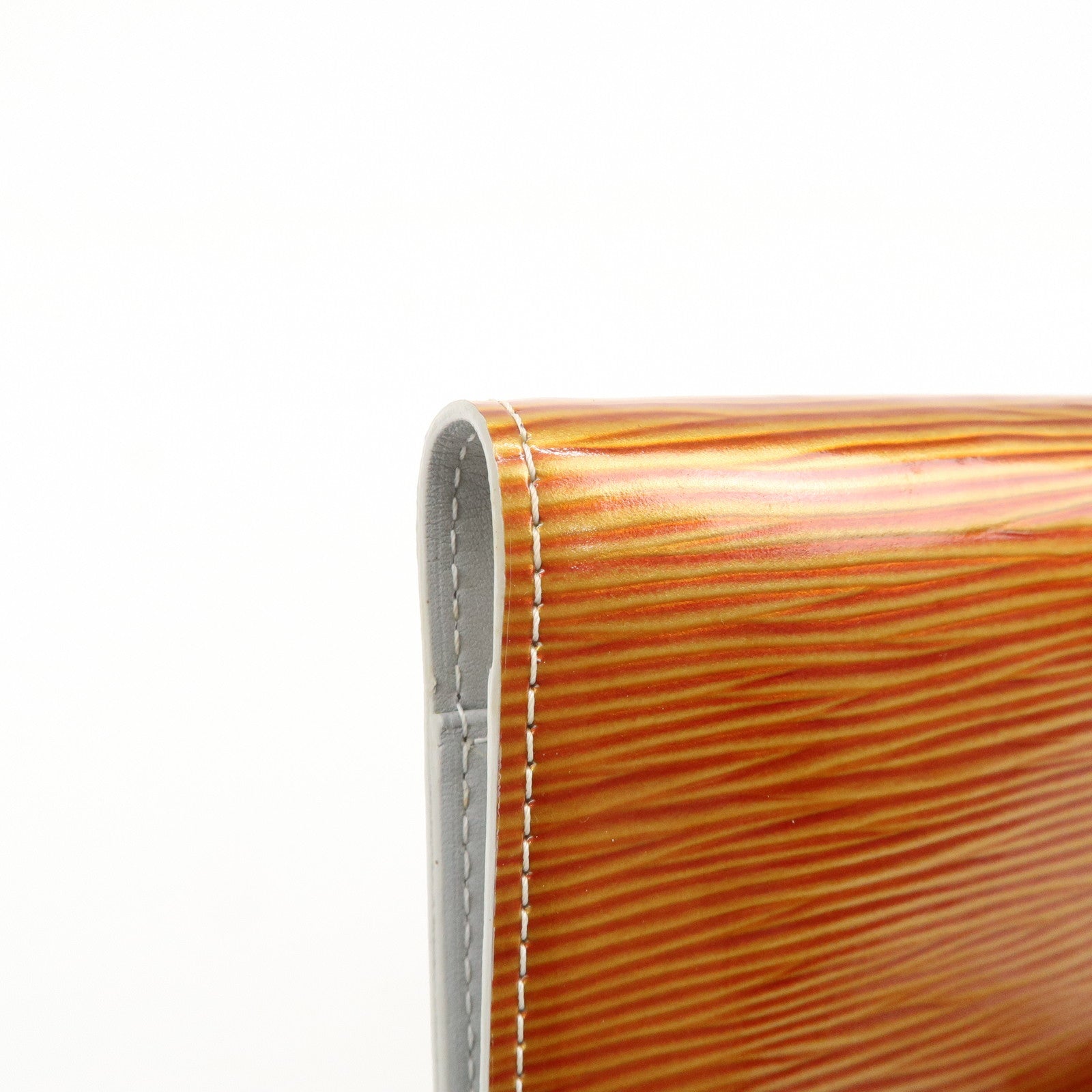 Louis Vuitton Cyber Epi Agenda PM Day Meets Night Planner M99081