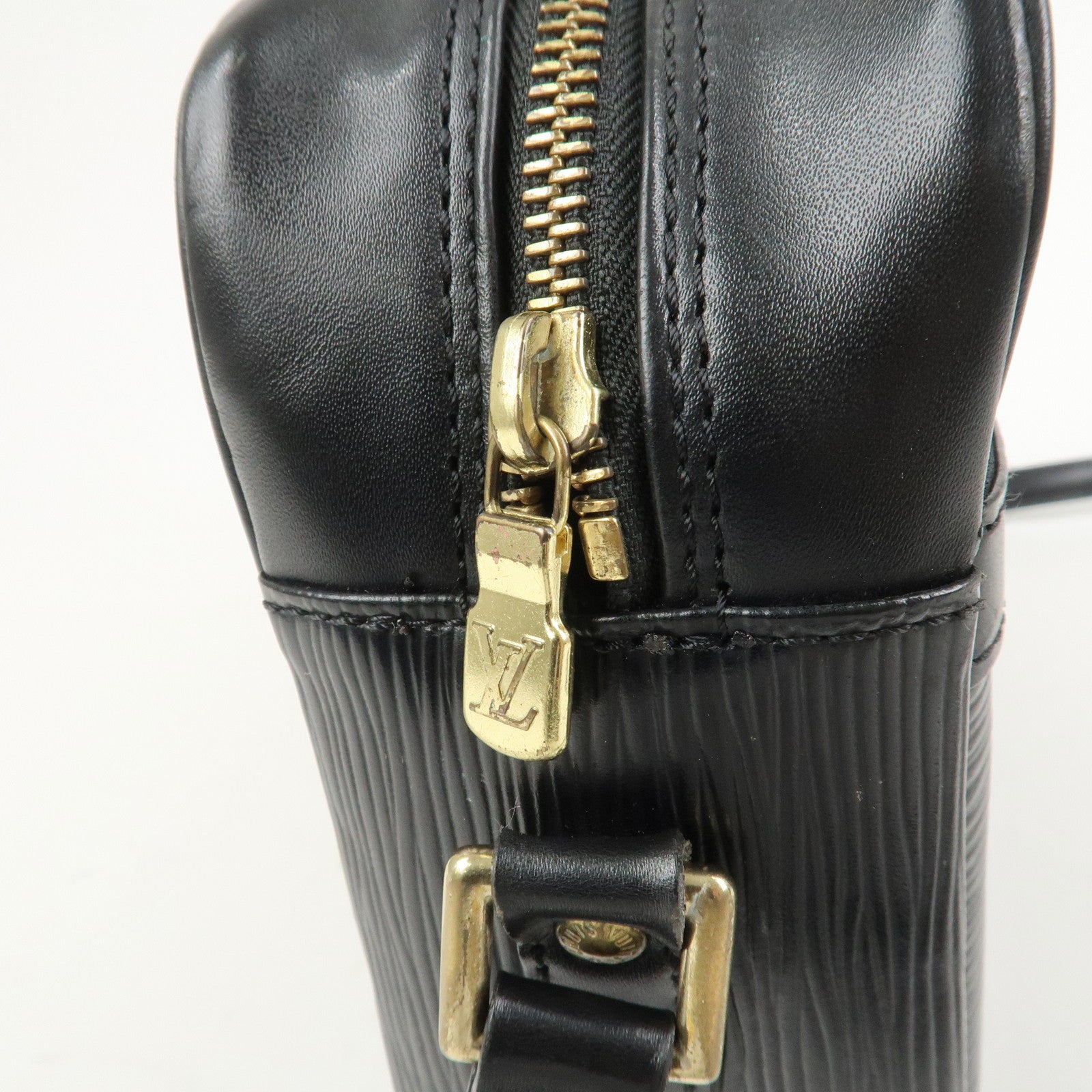 Louis Vuitton Epi Trocadero 27 Shoulder Bag Noir Black M52302