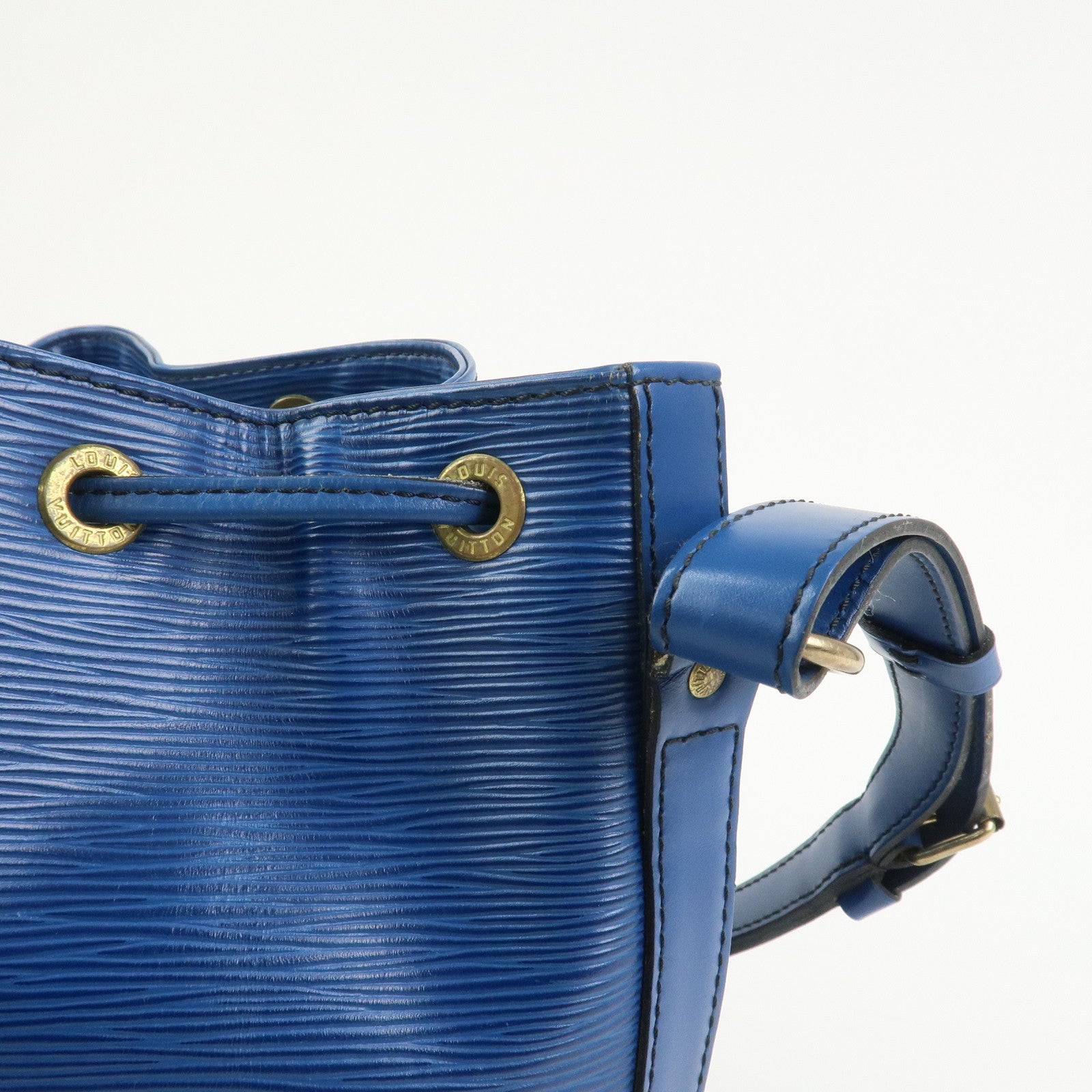 Louis Vuitton Epi Petit Noe Shoulder Bag Toledo Blue M44105