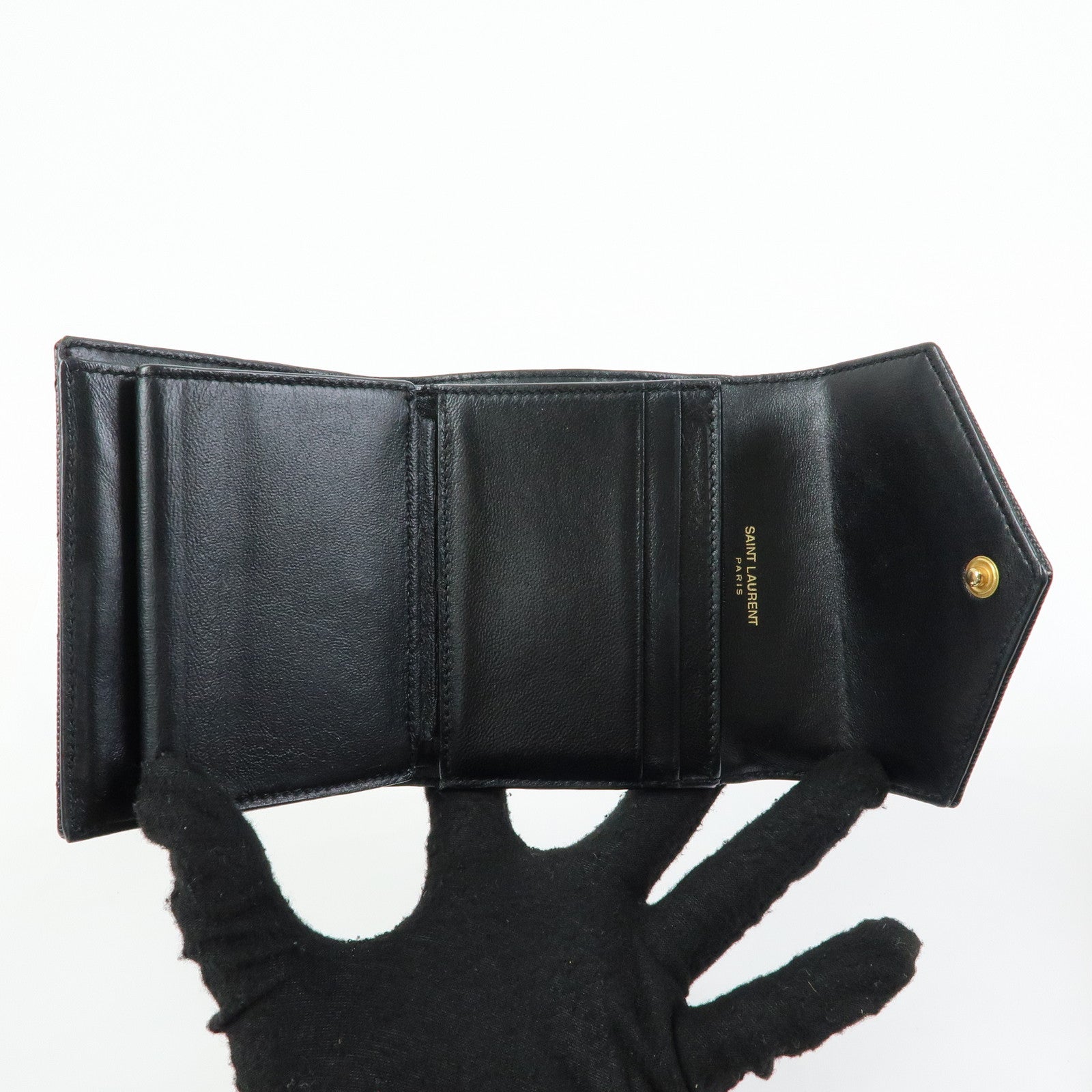 SAINT LAURENT PARIS Cassandra Leather Compact Wallet Black 692061