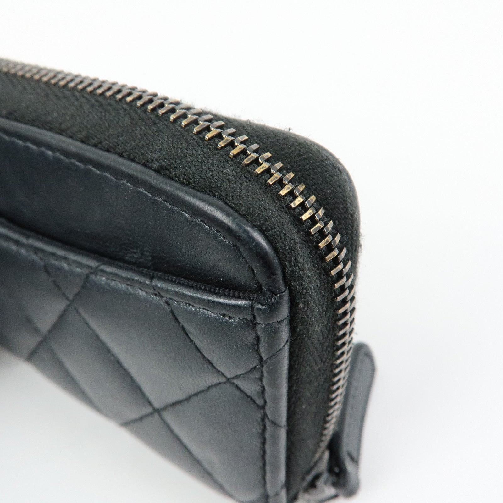 CHANEL COCO Logo Matelasse Lambskin Coin Case Card Case Black