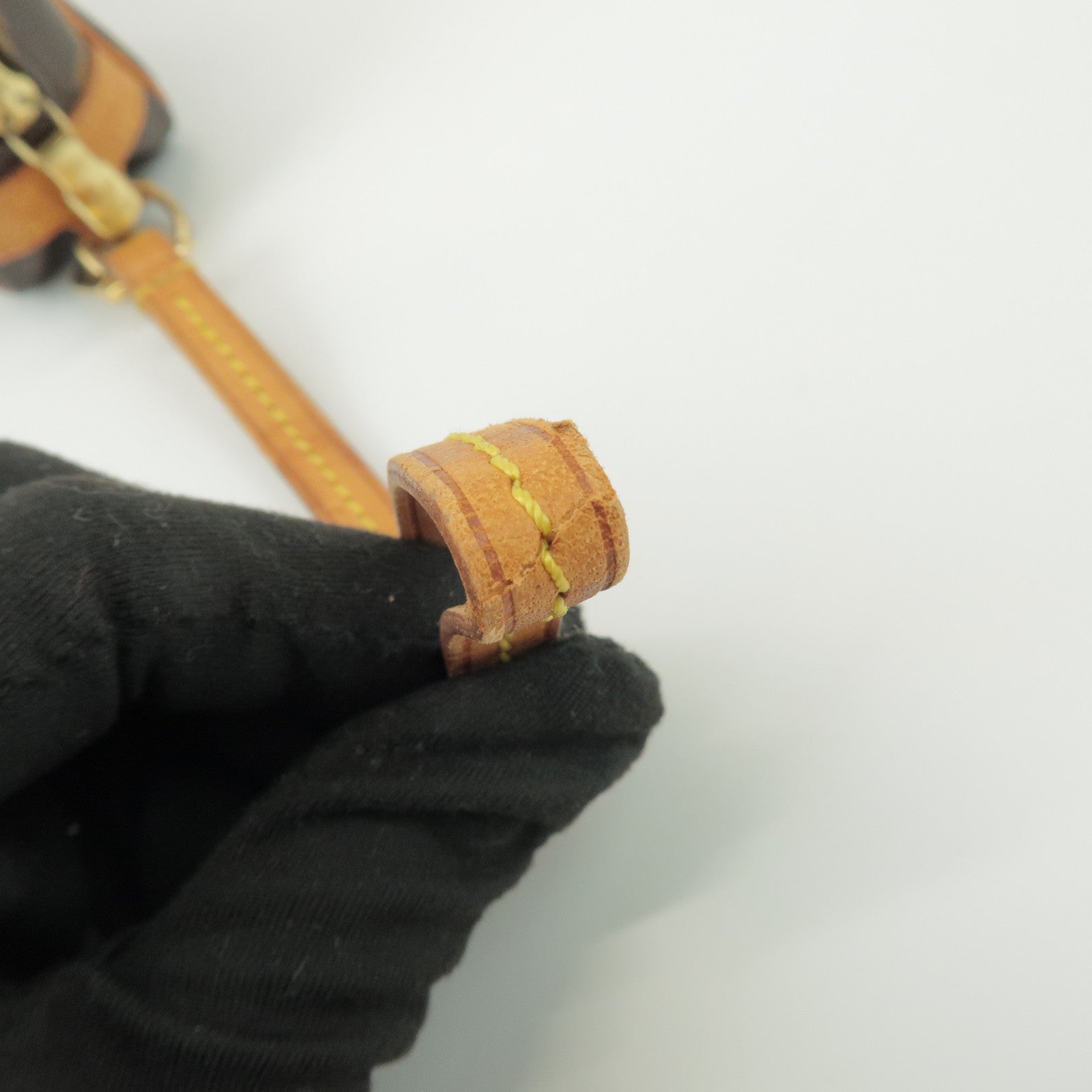 Louis Vuitton Monogram Trousses Wapity Mini Pouch M58030