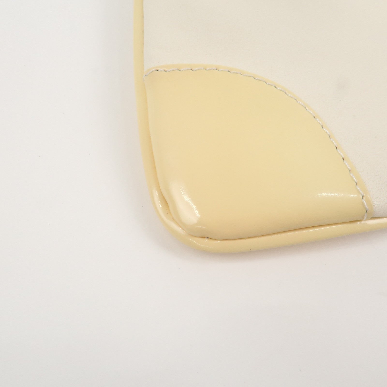 CHANEL Camellia Leather Patent Leather Clutch Bag Wrist Bag Ivory