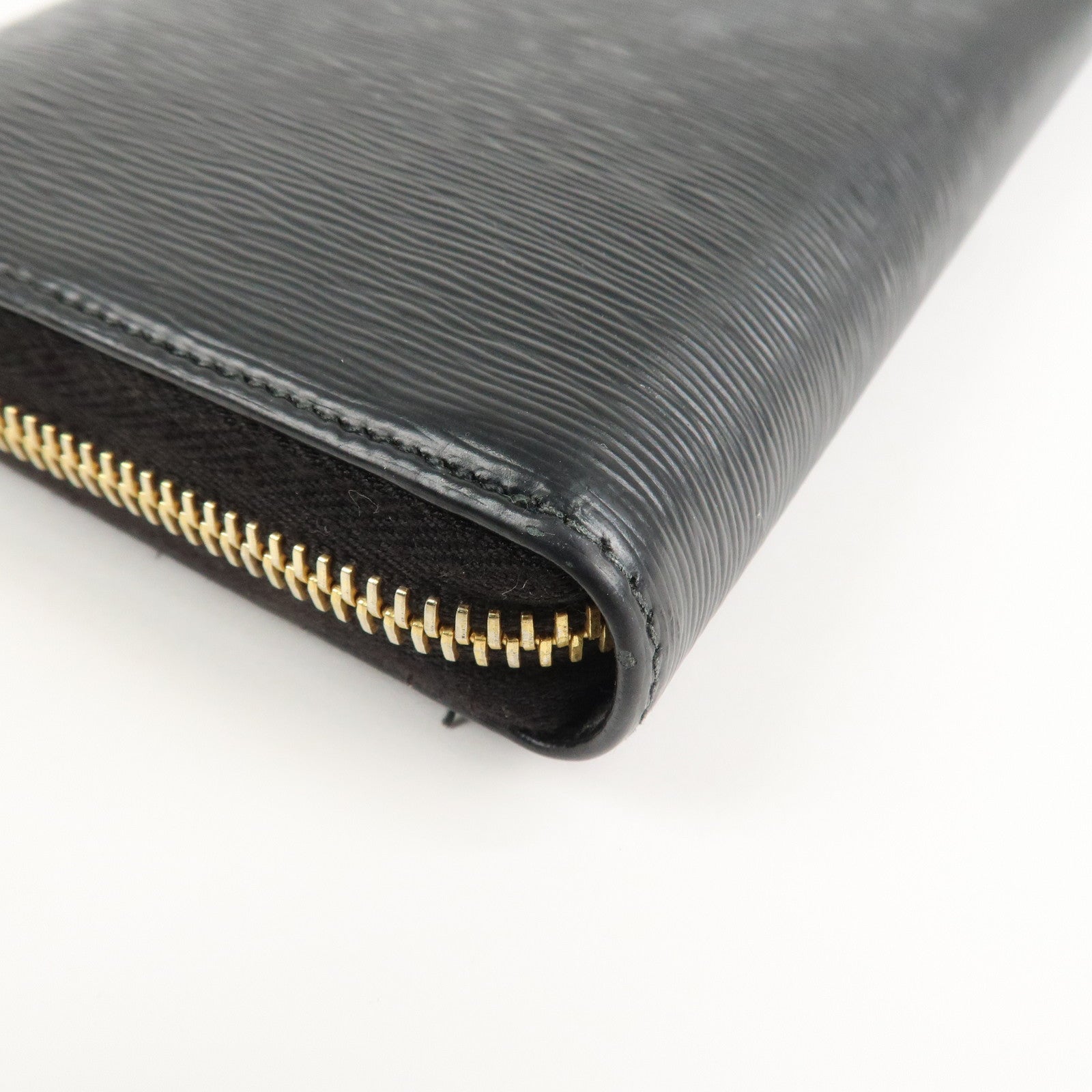 PRADA Vitello Move Leather Round Zippy Wallet Black 1ML506 Used