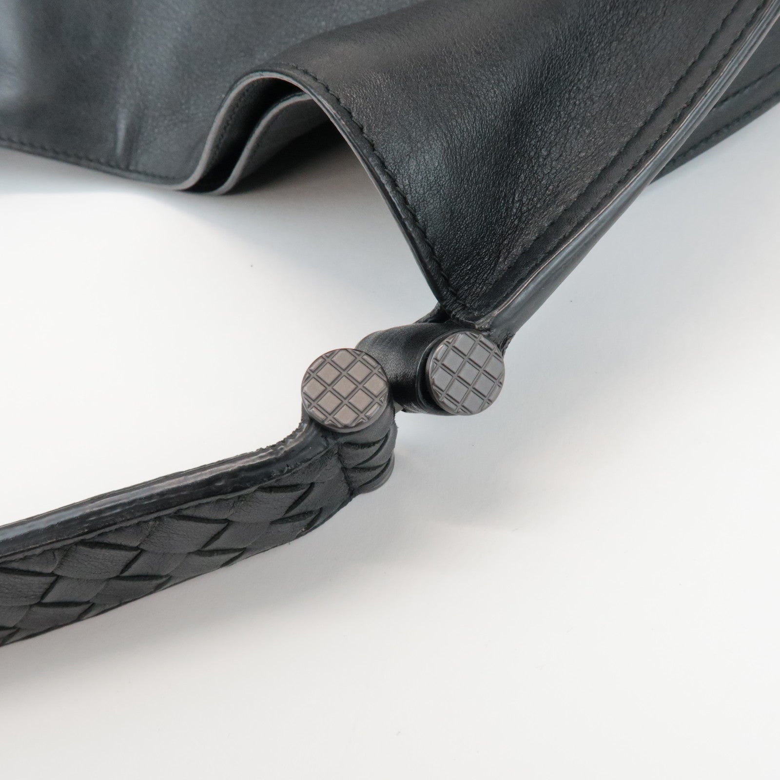 BOTTEGA VENETA Intrecciato Leather Shoulder Bag Black