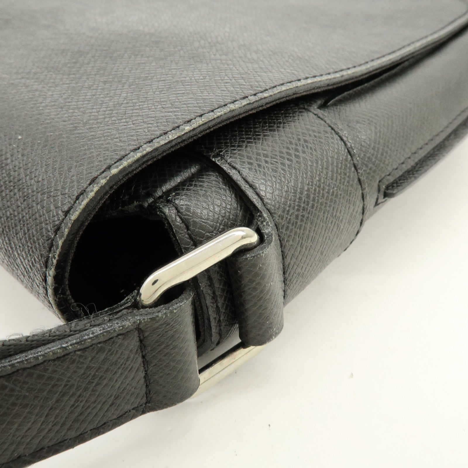 Louis Vuitton Taiga Leather Victor Shoulder Bag Ardoise M30142