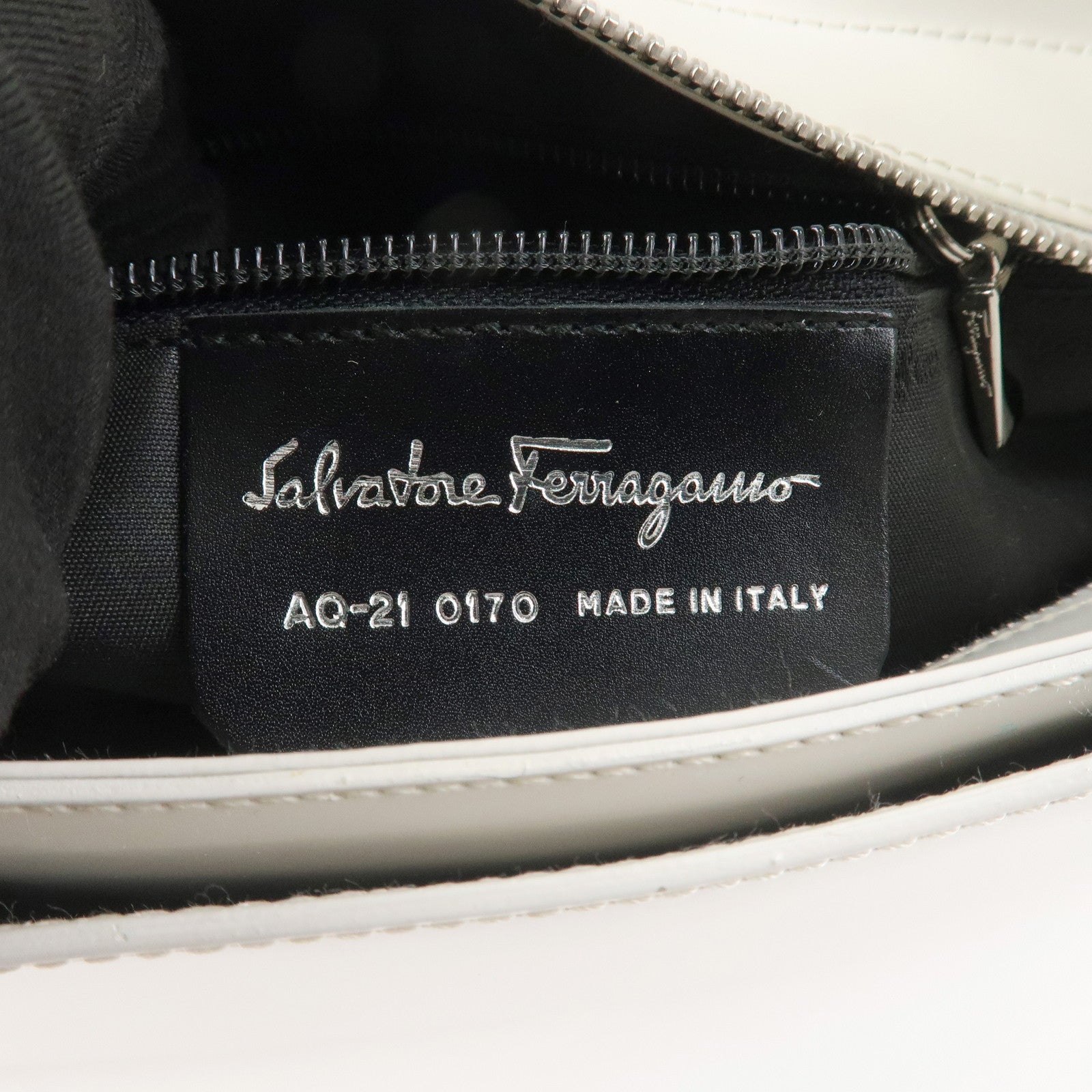 Ferragamo Gancini Leather Shoulder Bag Hand Bag White Silver