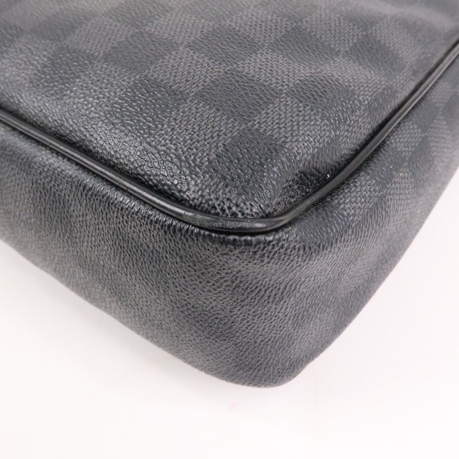 Louis Vuitton Damier Graphite Daniel MM Shoulder Bag N58029