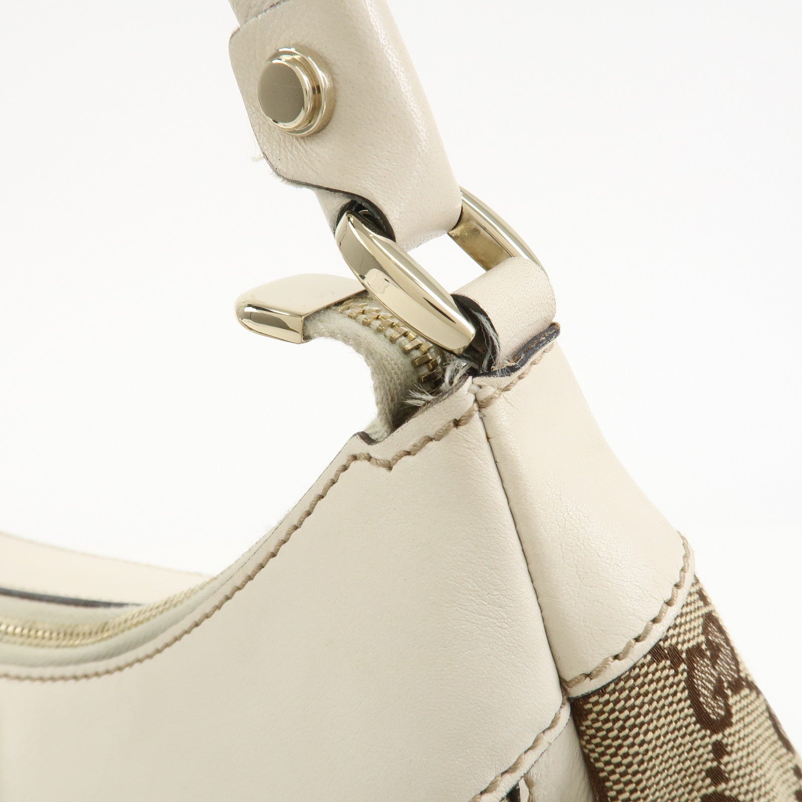 GUCCI Abbey GG Monogram Canvas Leather Shoulder Bag Beige 189833