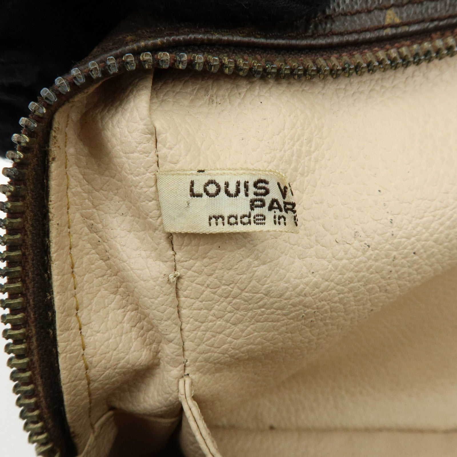 Louis Vuitton Monogram Trousse Toilette 28 Pouch Brown M47522