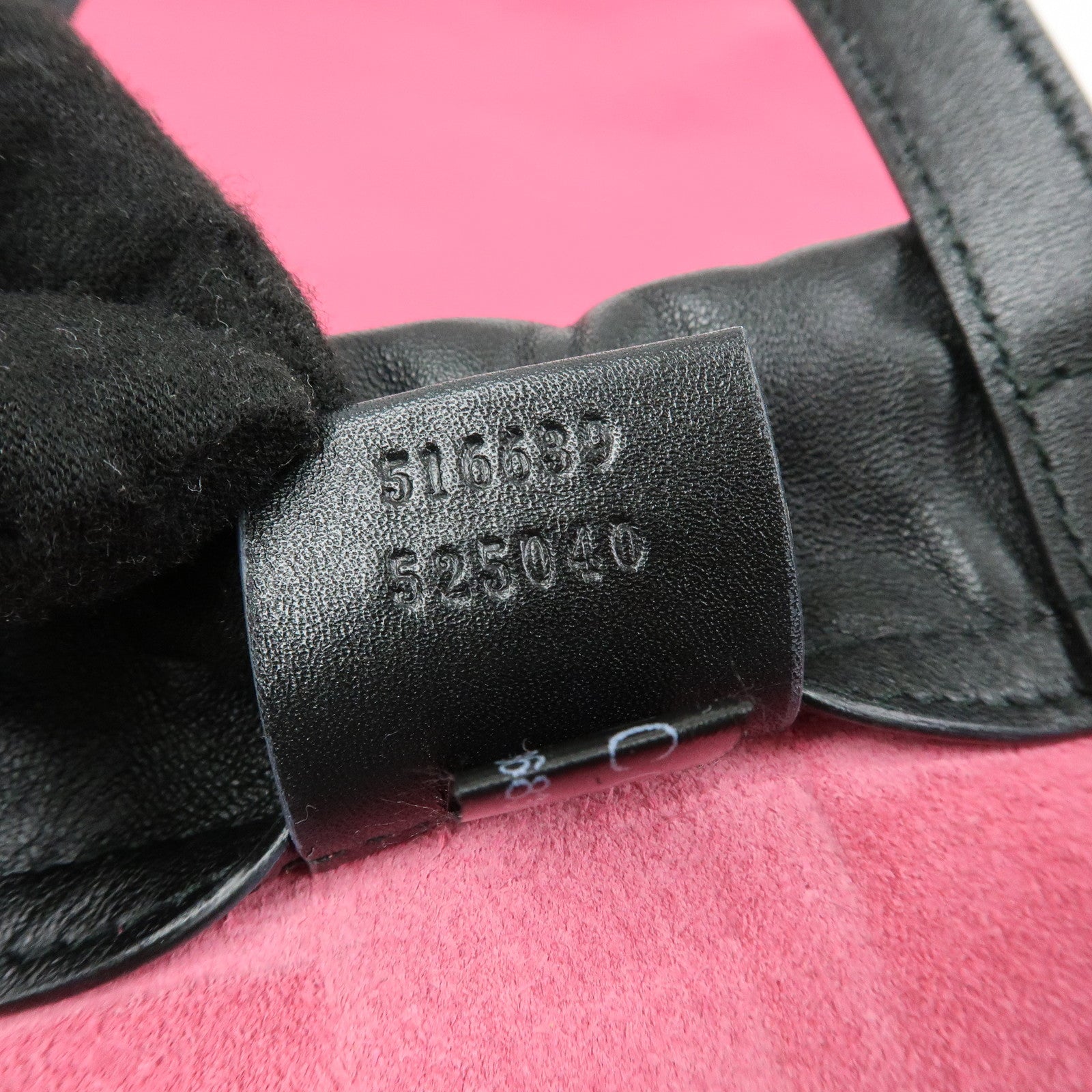 GUCCI Sherry Vintage Logo Leather Backpack Pink 516639