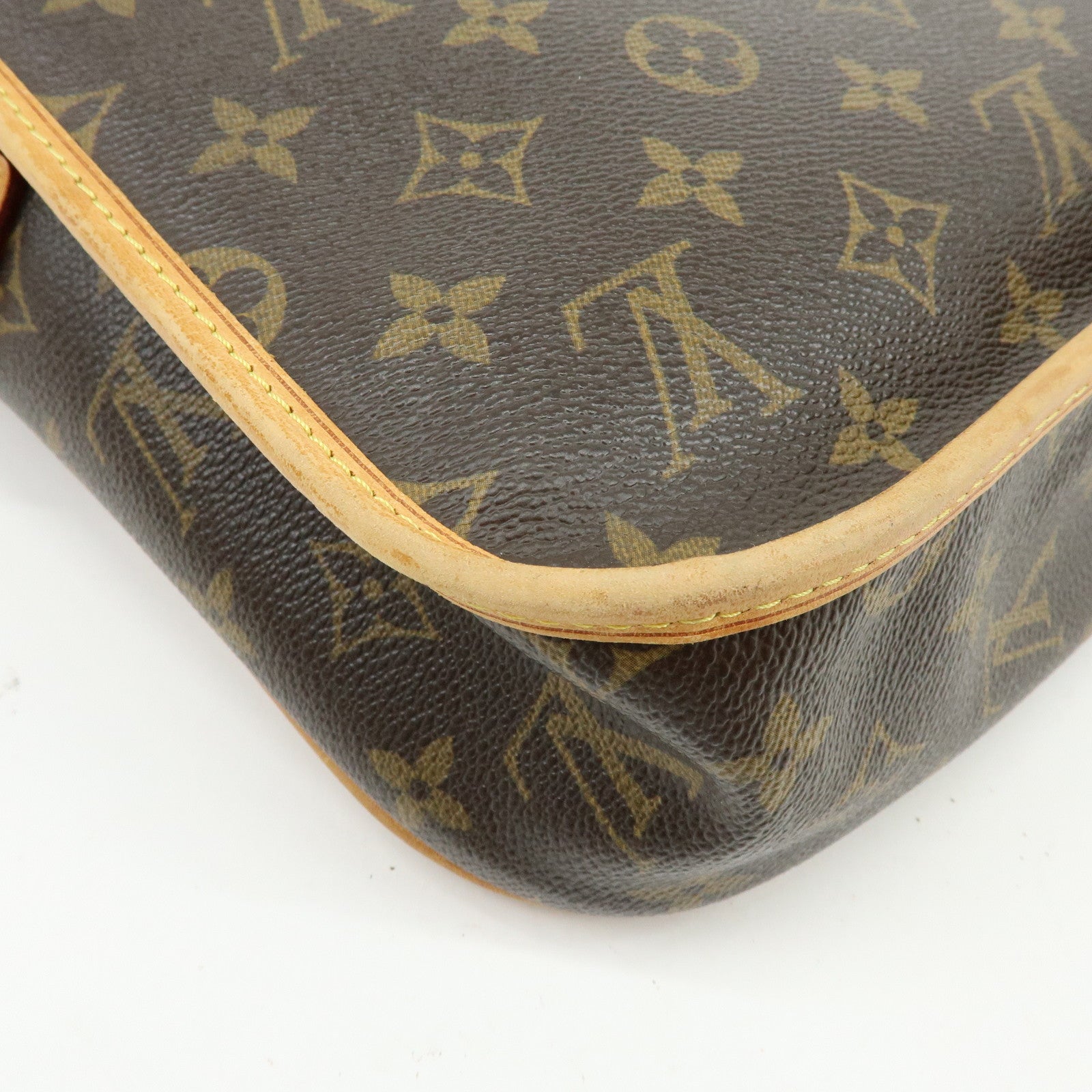Louis Vuitton Monogram Messenger Bosphore PM Shoulder Bag M40106