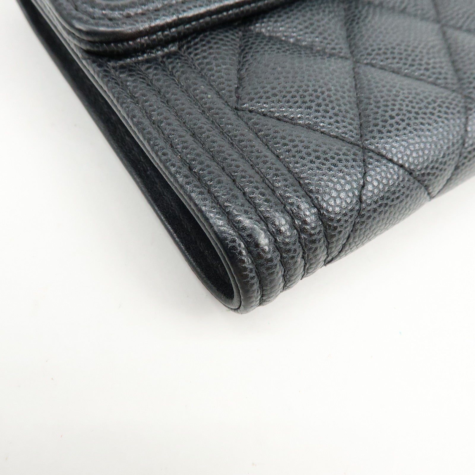 CHANEL Boy CHANEL Cavairskin Flap Compact Wallet Black A80734