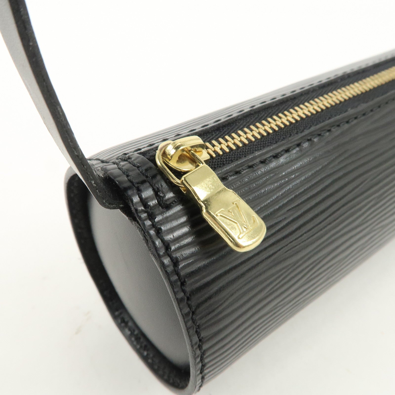 Louis Vuitton Epi Mini Pouch For Soufflot Hand Bag Noir