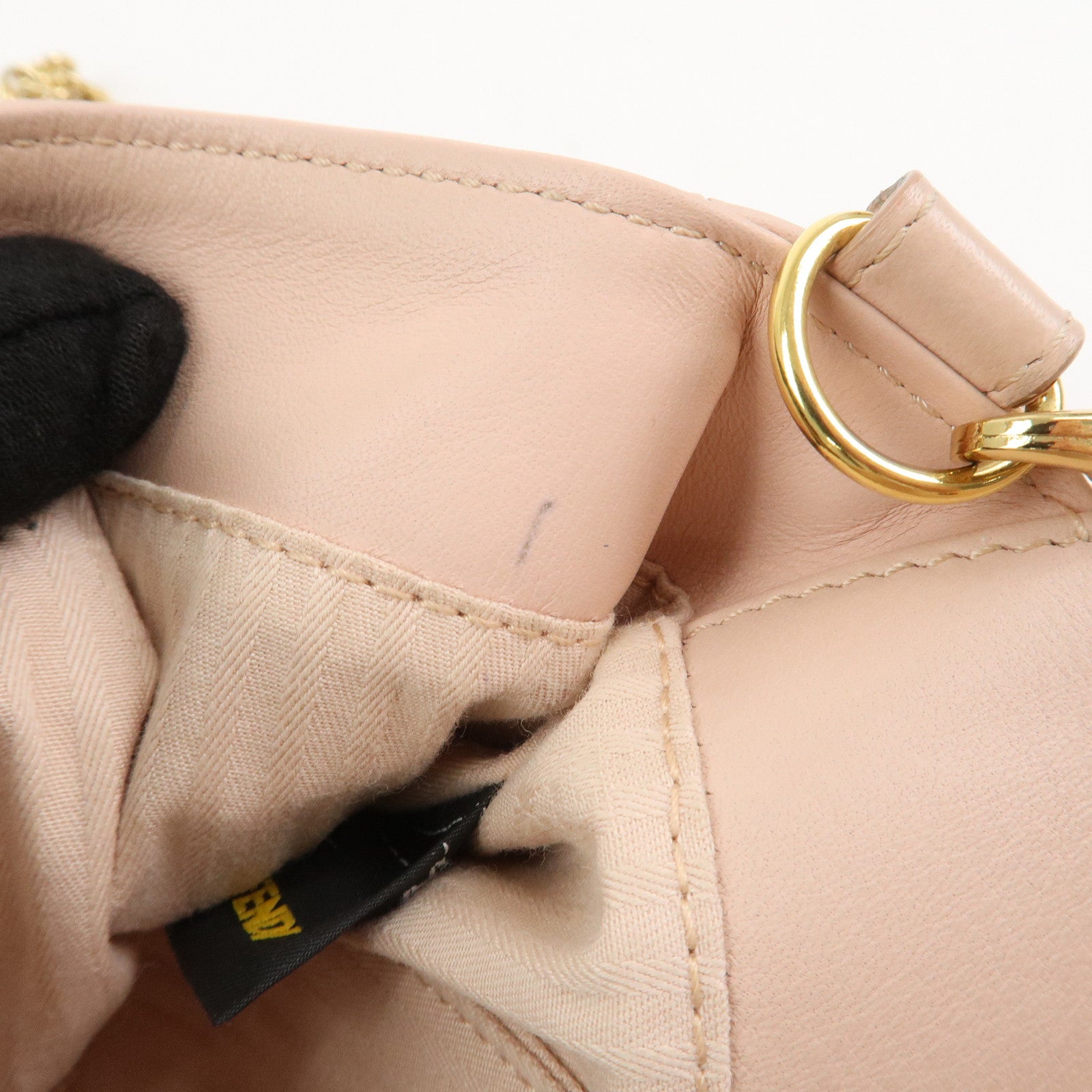 FENDI Leather Chain Shoulder Bag Purse Crossbody Bag 8M0276