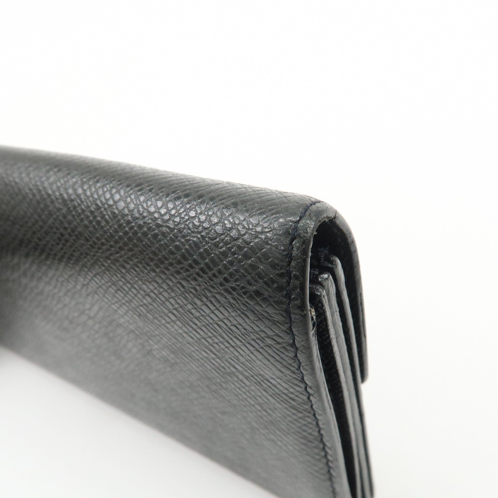 Louis Vuitton Taiga Portefeuille Accordion Wallet Ardoise M30992