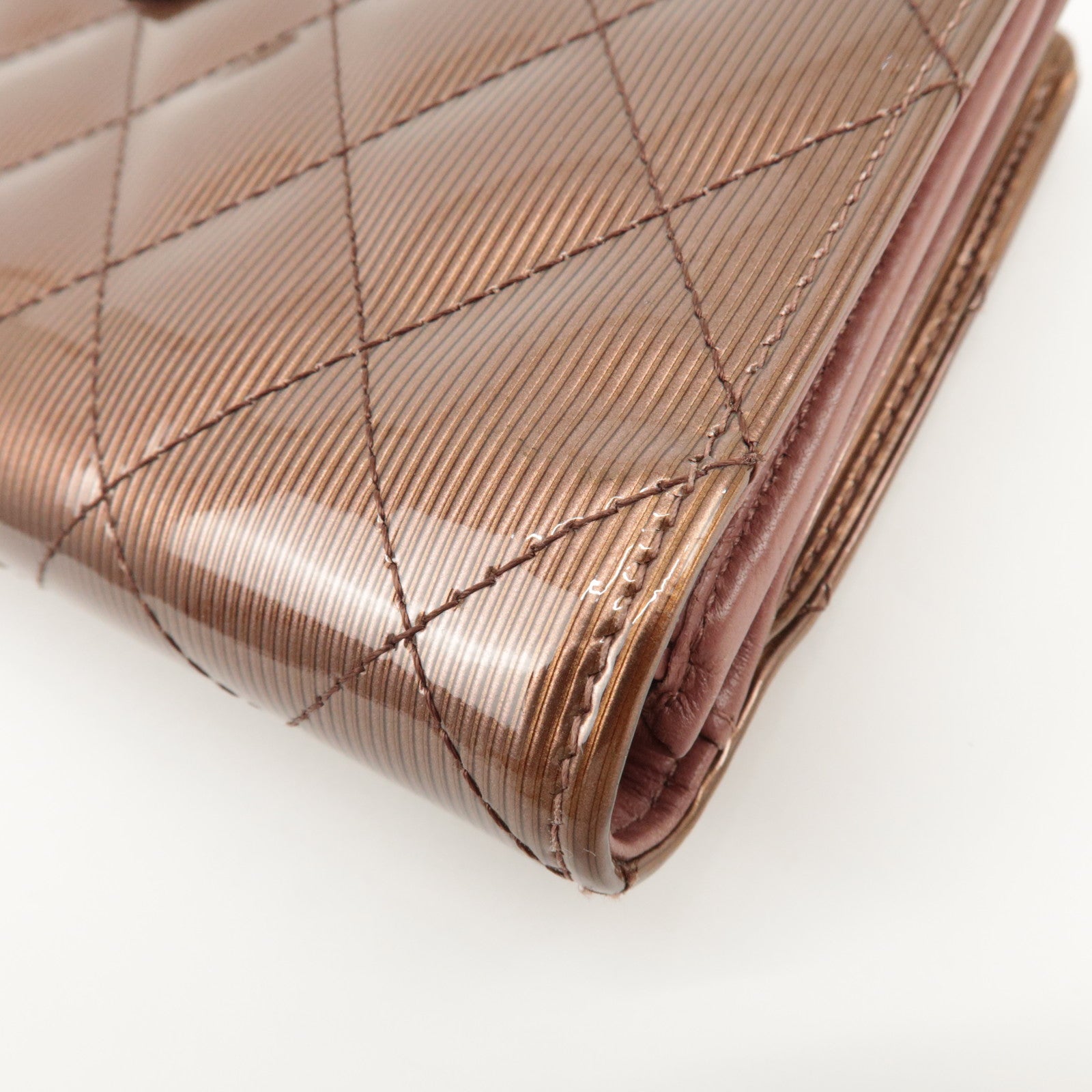 CHANEL Matelasse Patent Leather Long Wallet Silver HDW Brown Used