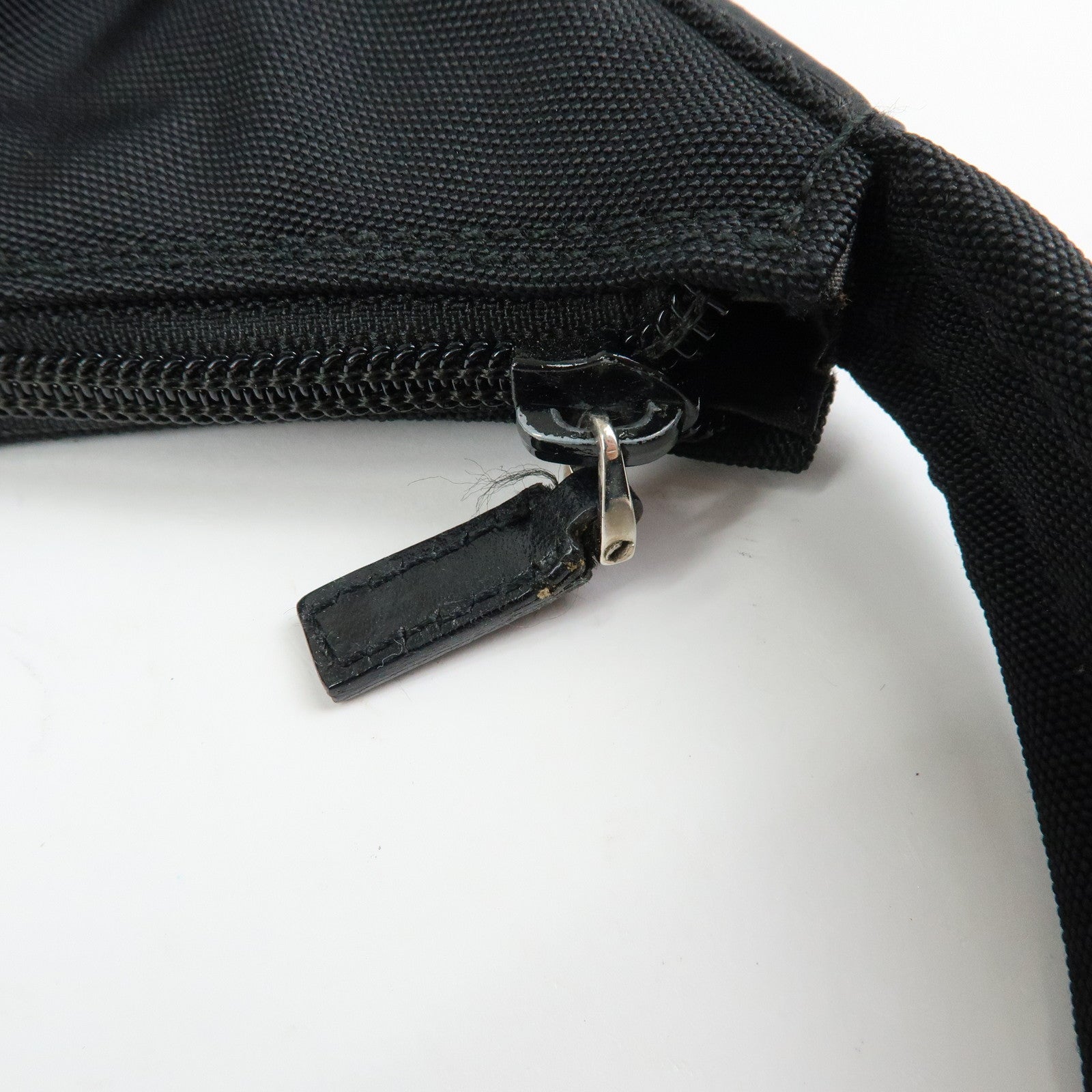 GUCCI GG Nylon Leather Shoulder Bag Black 001・3386