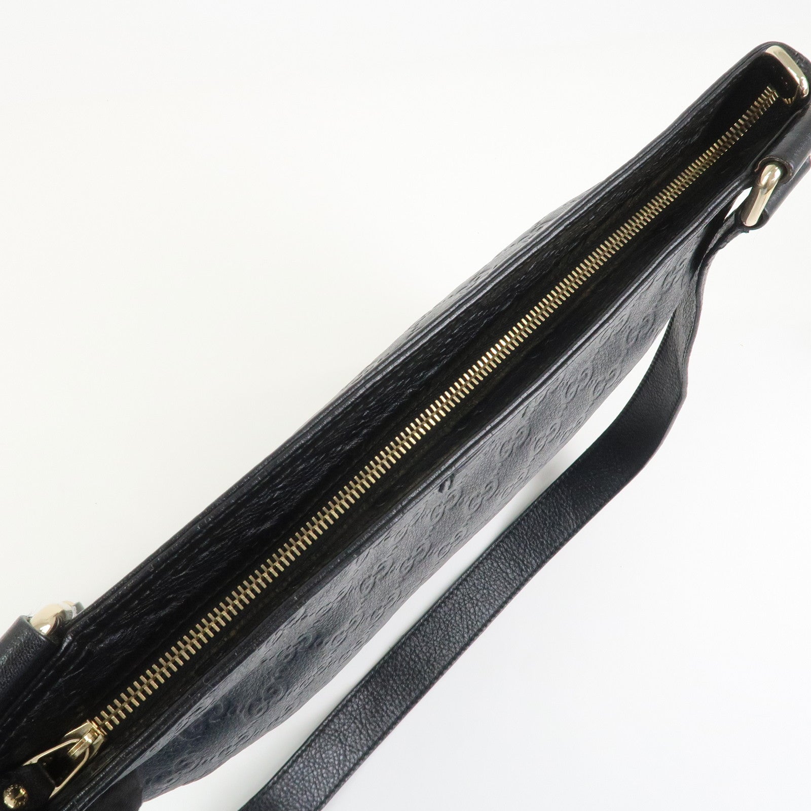 GUCCI Guccissima Leather Shoulder Bag Crossbody Bag Black 201446