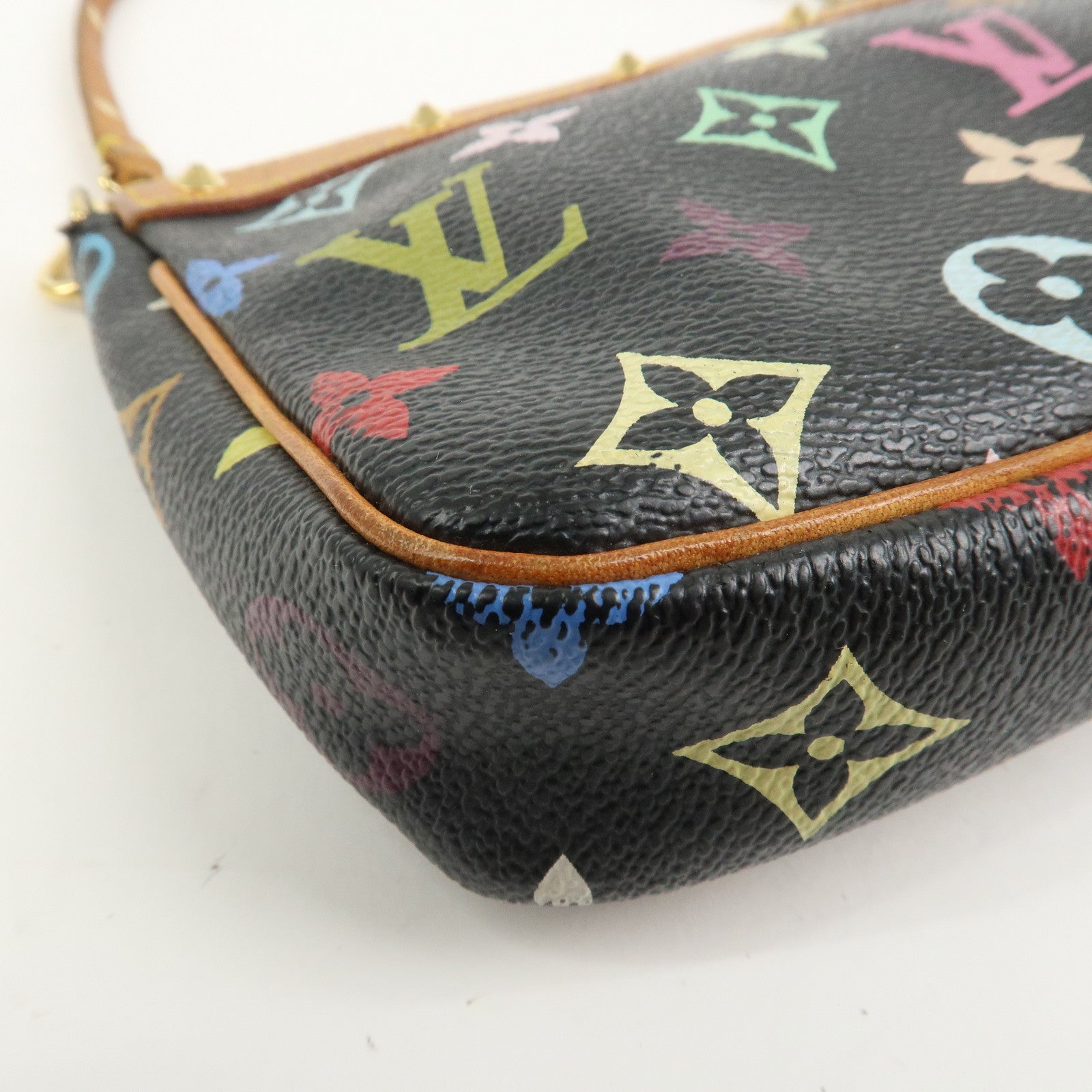 Louis Vuitton Monogram Multicolor Pochette Accessoires Noir M92648