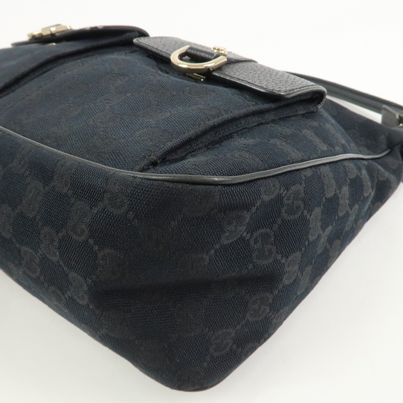 GUCCI Abbey GG Monogram Front Pocket Shoulder Bag Black 153025