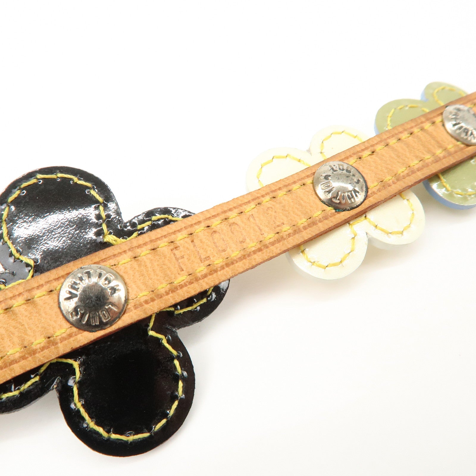 Louis Vuitton Nume Leather Vernis Lethear Flower Lexington Choker Bracelet Natural M92252