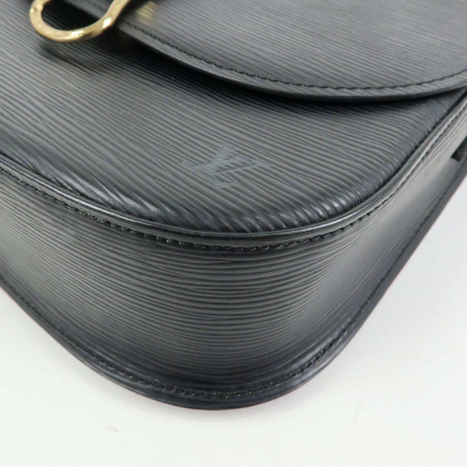 Louis Vuitton Epi Saint Cloud Shoulder Crossbody Bag Noir M52192