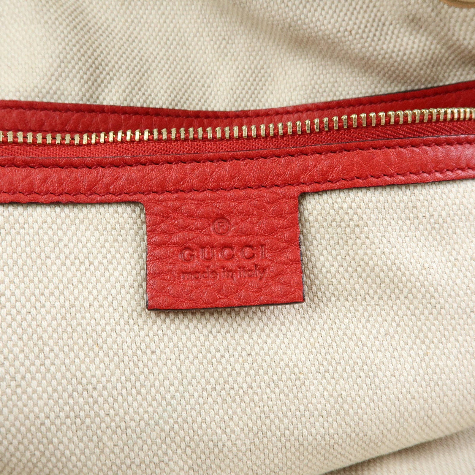 GUCCI SOHO Interlocking G Leather Chain Shoulder Bag Red 353126