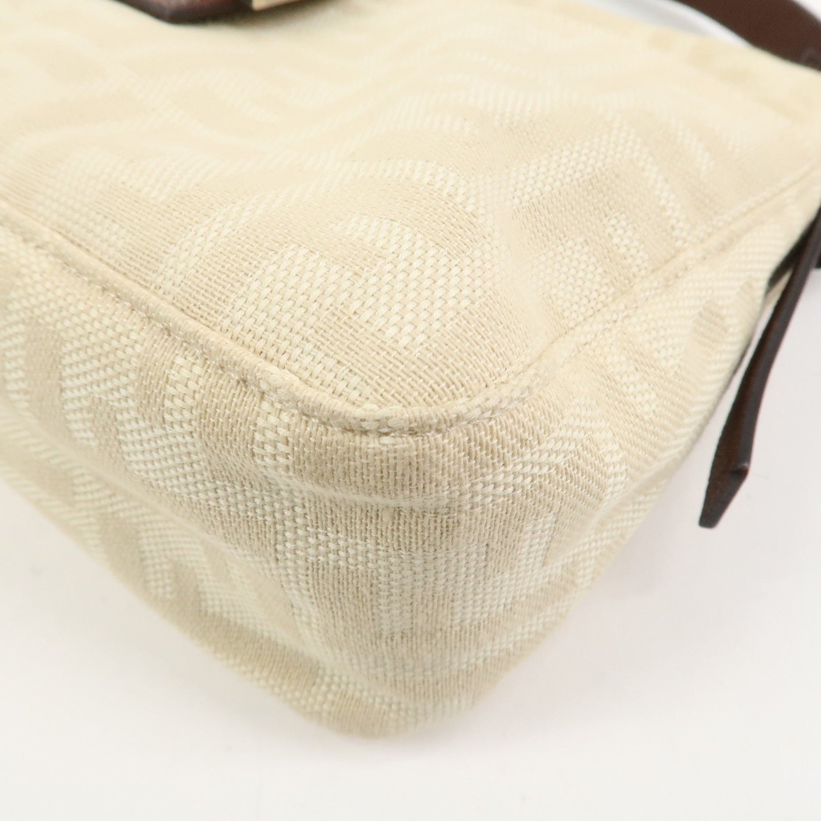 FENDI Zucca Canvas Leather Shoulder Bag Ivory Brown 26566