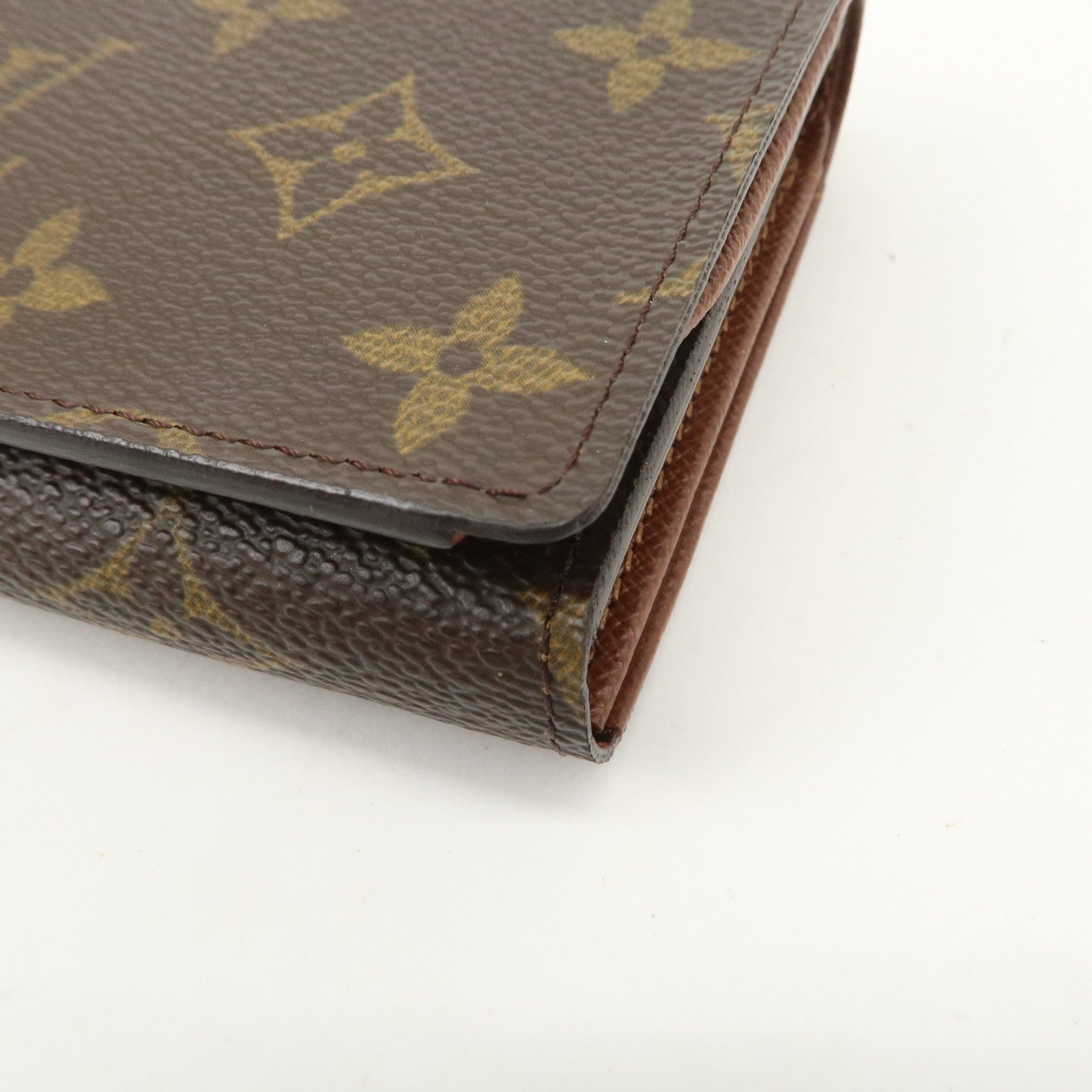 Louis Vuitton Monogram Porte Monnaie Billets Tresor Wallet M61730