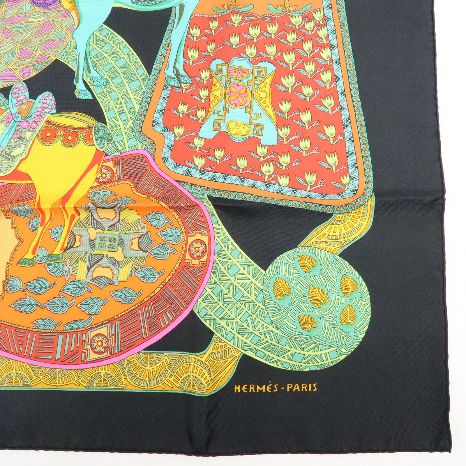 HERMES Carre 90 Silk 100% Scarf ART des STEPPES Horse Print Black
