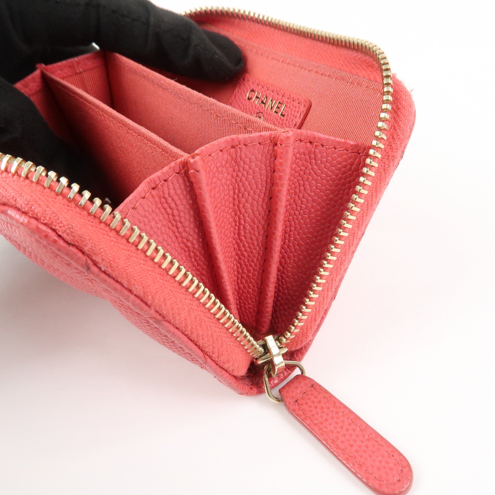 CHANEL COCO Mark Matelasse Caviarskin Classic Zippy CoinCase AP0216