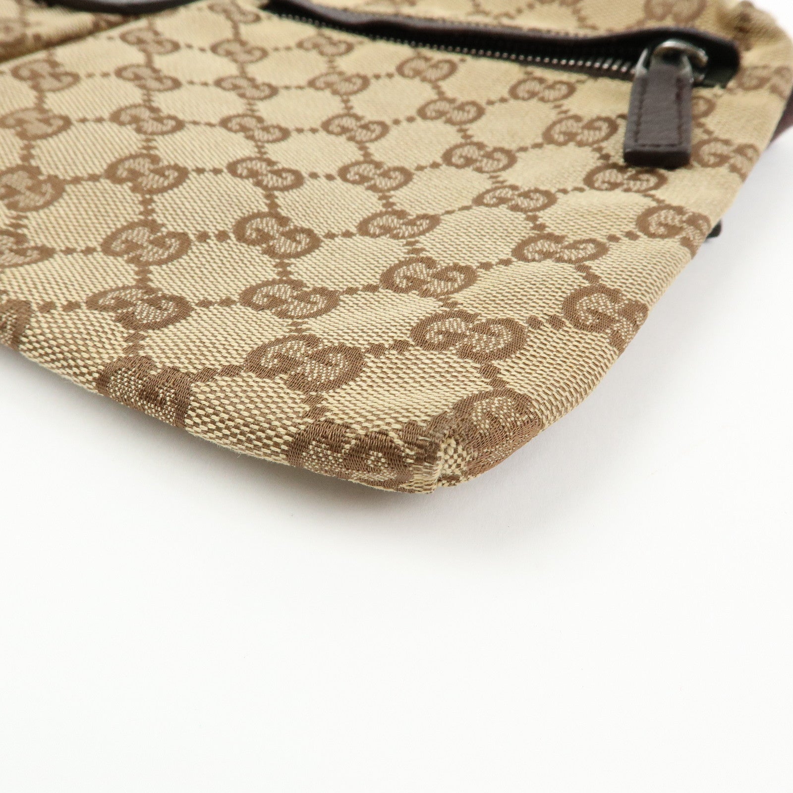 GUCCI GG Canvas Leather Waist Pouch Body Bag Beige Brown 28566