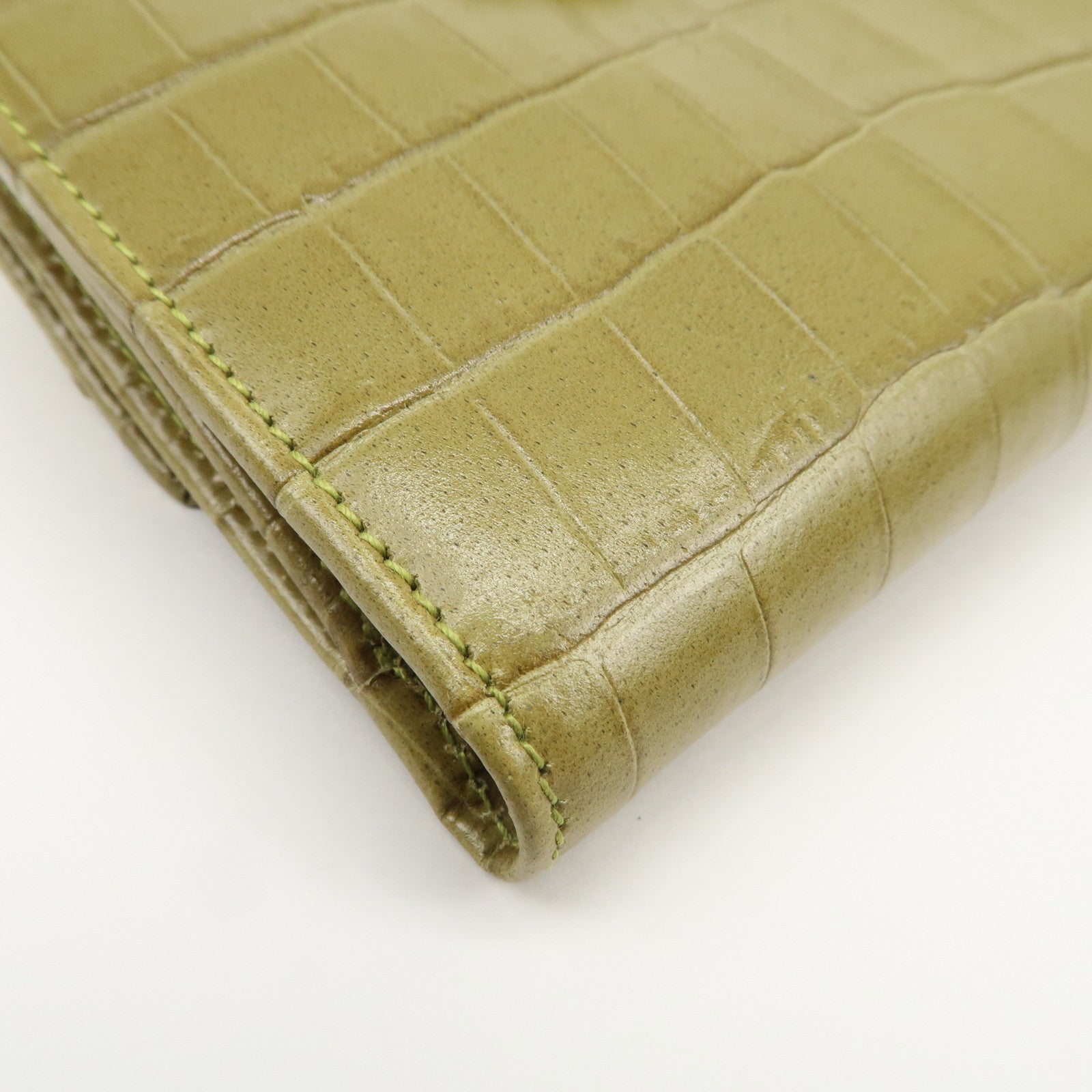 Ferragamo Vara Logo Embossed Leather Compact Wallet Light Green