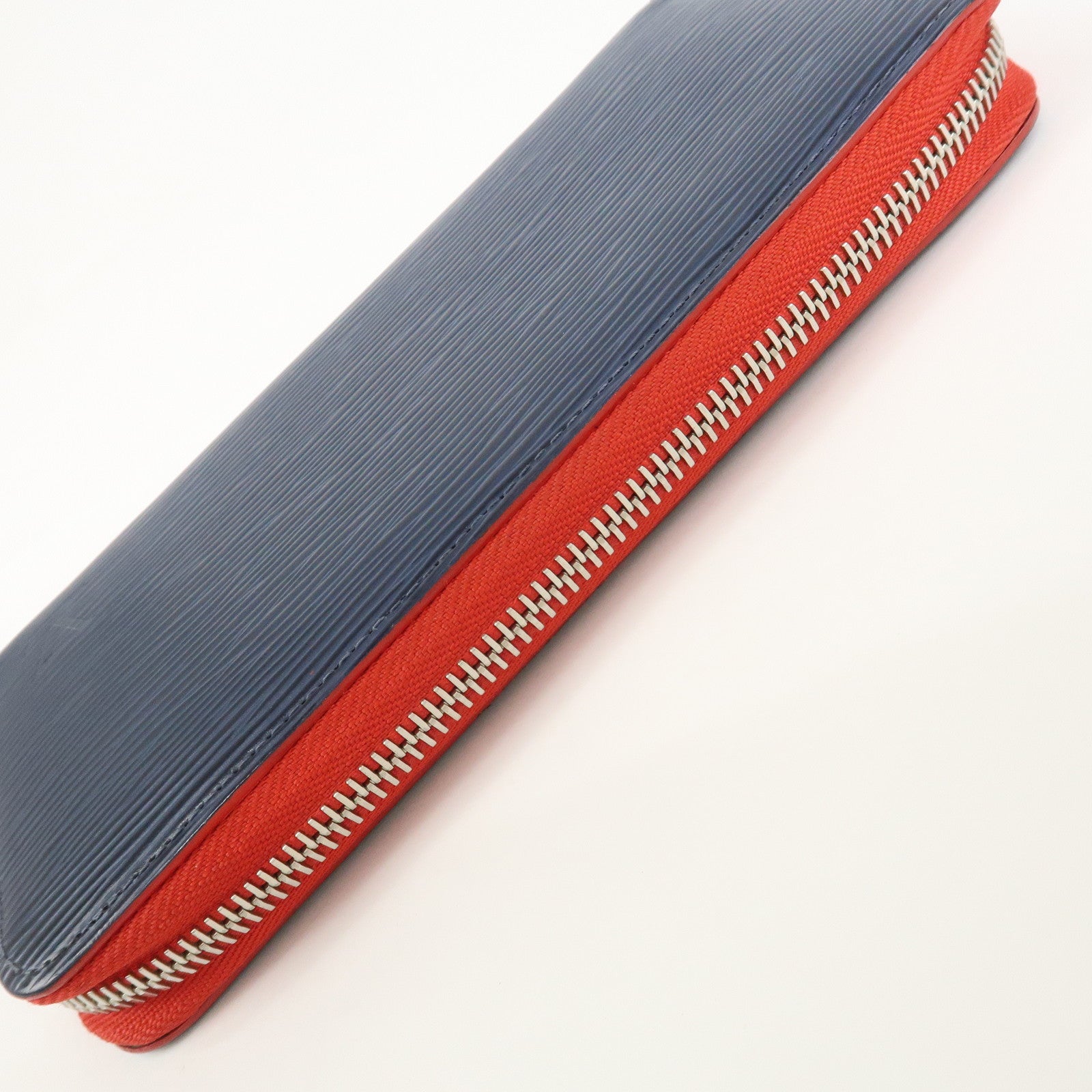 Louis Vuitton Epi Leather Round Zippy Wallet Indigo Blue M67267